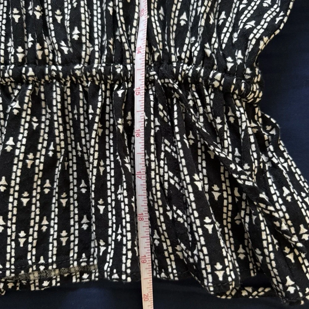 Treasure & Bond Women's Blouse Size M Black ‎ Adjustable Waist Long Sleeve
